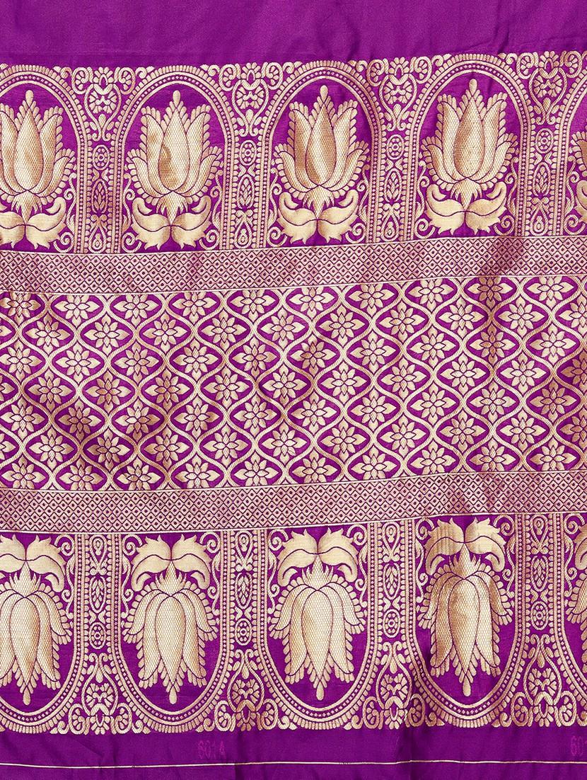 women self design banarasi saree with blouse - 21665271 - Standard Image - 4