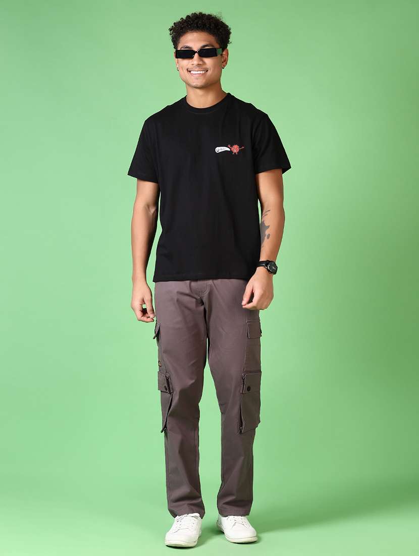 men solid mid rise regular fit cargo - 21665396 -  Standard Image - 4