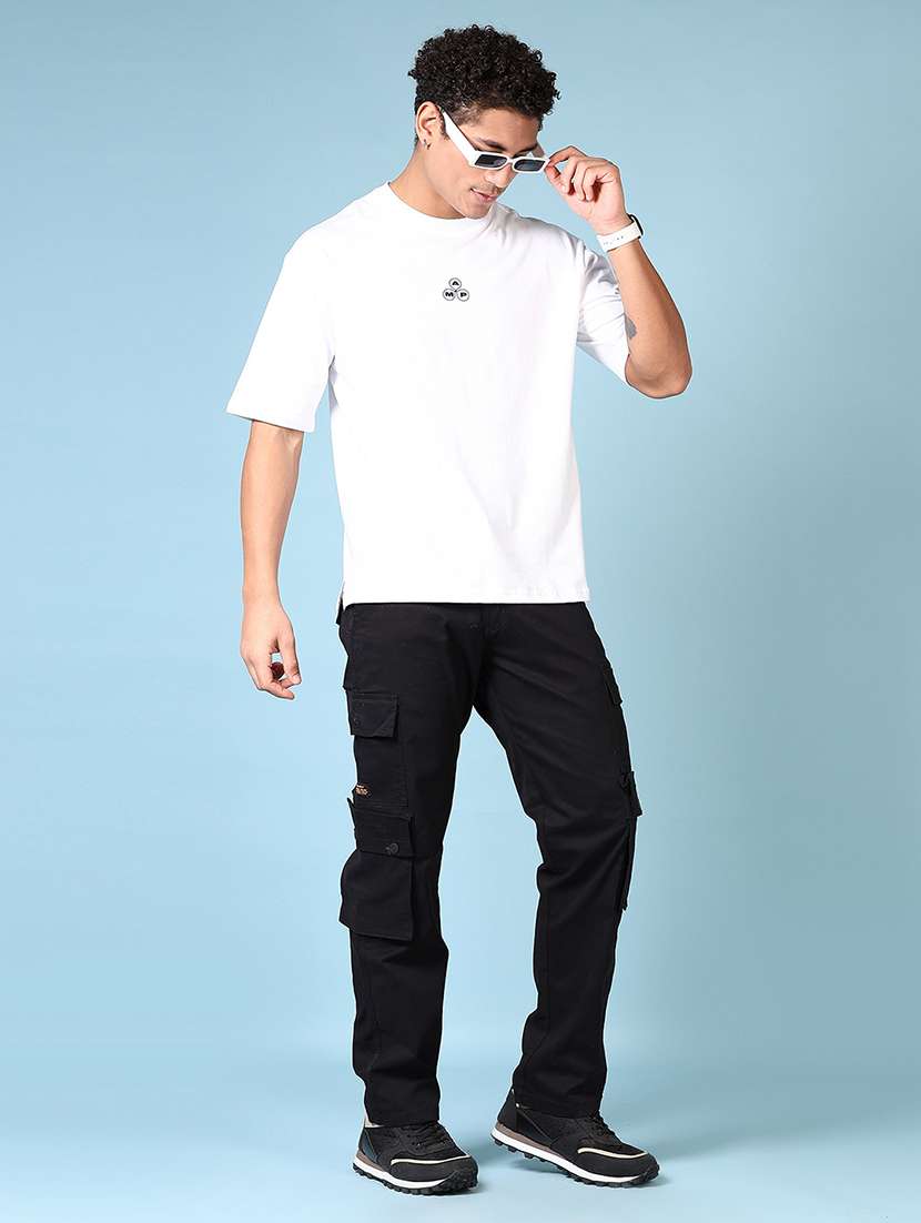 men solid mid rise regular fit cargo - 21665397 - Standard Image - 4