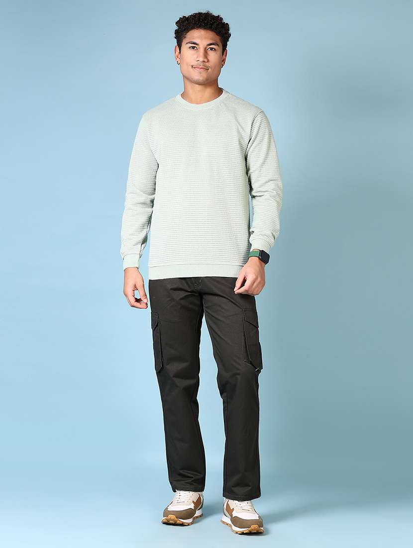 men solid mid rise regular fit cargo - 21665398 -  Standard Image - 4