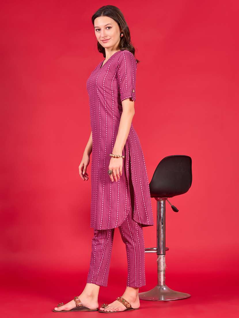 women stripes v neck kurta pant set - 21665564 -  Standard Image - 1