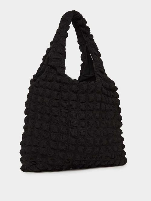 women black textured handbag - 21666311 -  Standard Image - 0