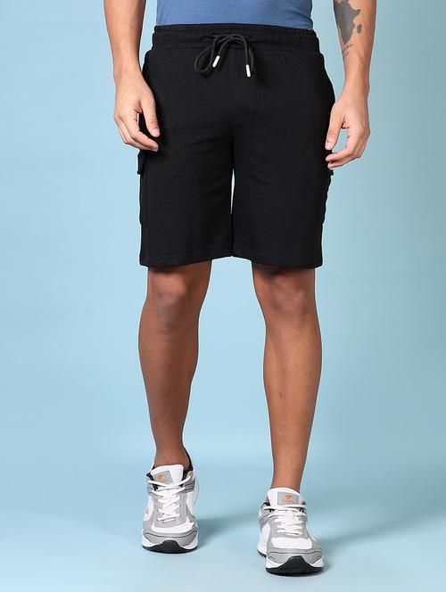 men mid rise solid shorts - 21666698 -  Standard Image - 0