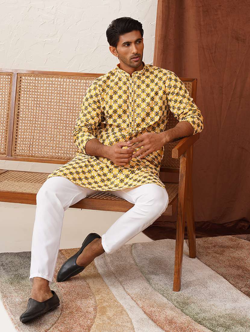 men mandarin neck printed long kurta - 21667097 - Standard Image - 4