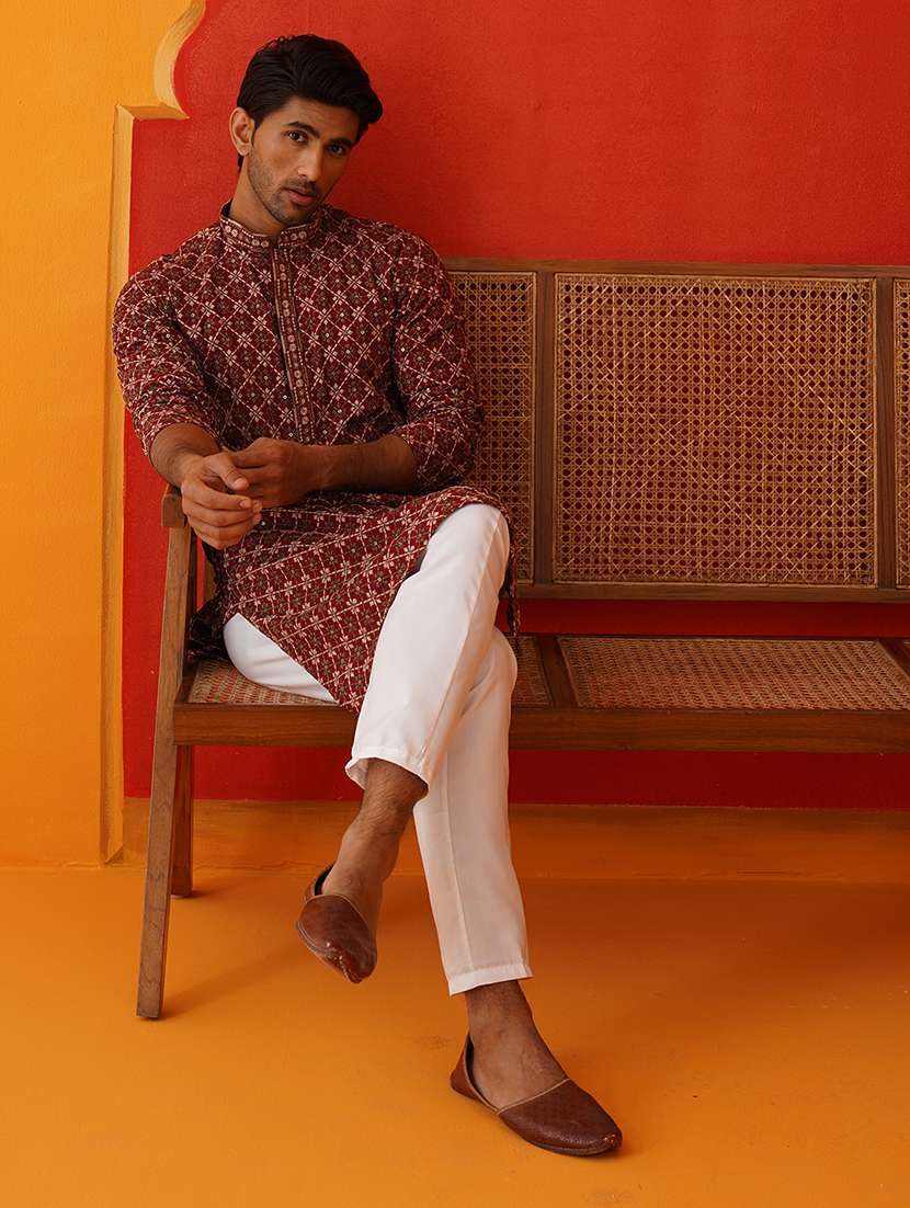 men mandarin neck embroidered long kurta - 21667126 - Standard Image - 4