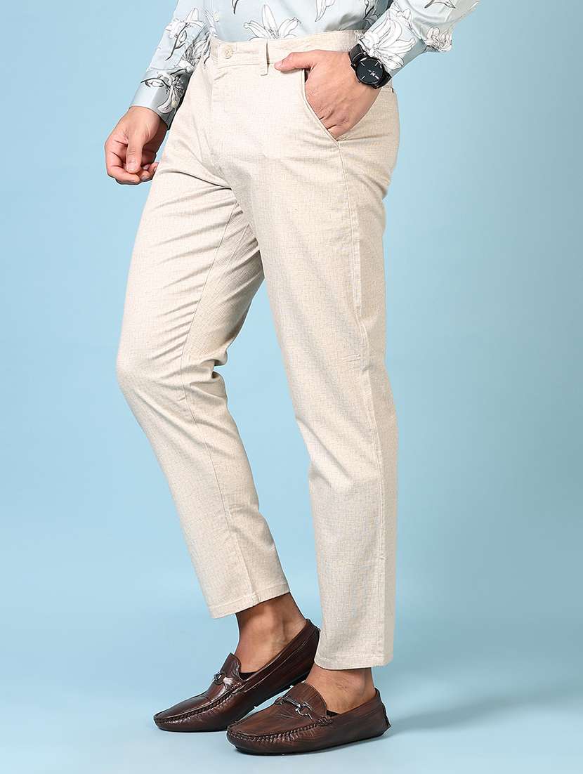men solid mid rise flat front casual trouser - 21668406 -  Standard Image - 1