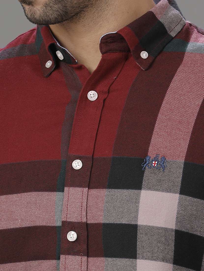 men checkered long sleeve casual shirt - 21668607 -  Standard Image - 4