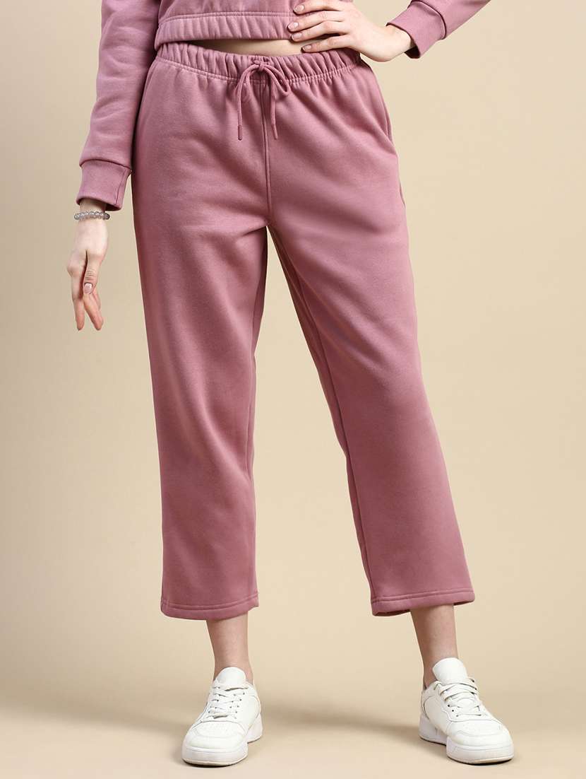 women solid mid rise track pant