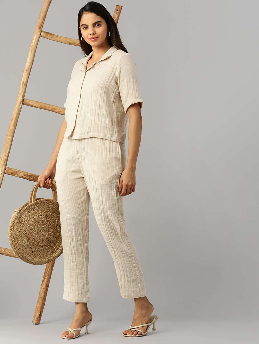 women cream solid mid rise straight trouser - 21669012 -  Standard Image - 4