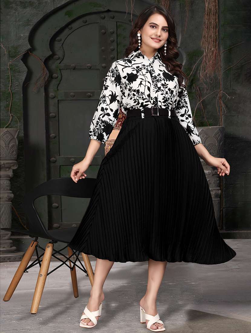 women printed three quarter sleeve flared dress