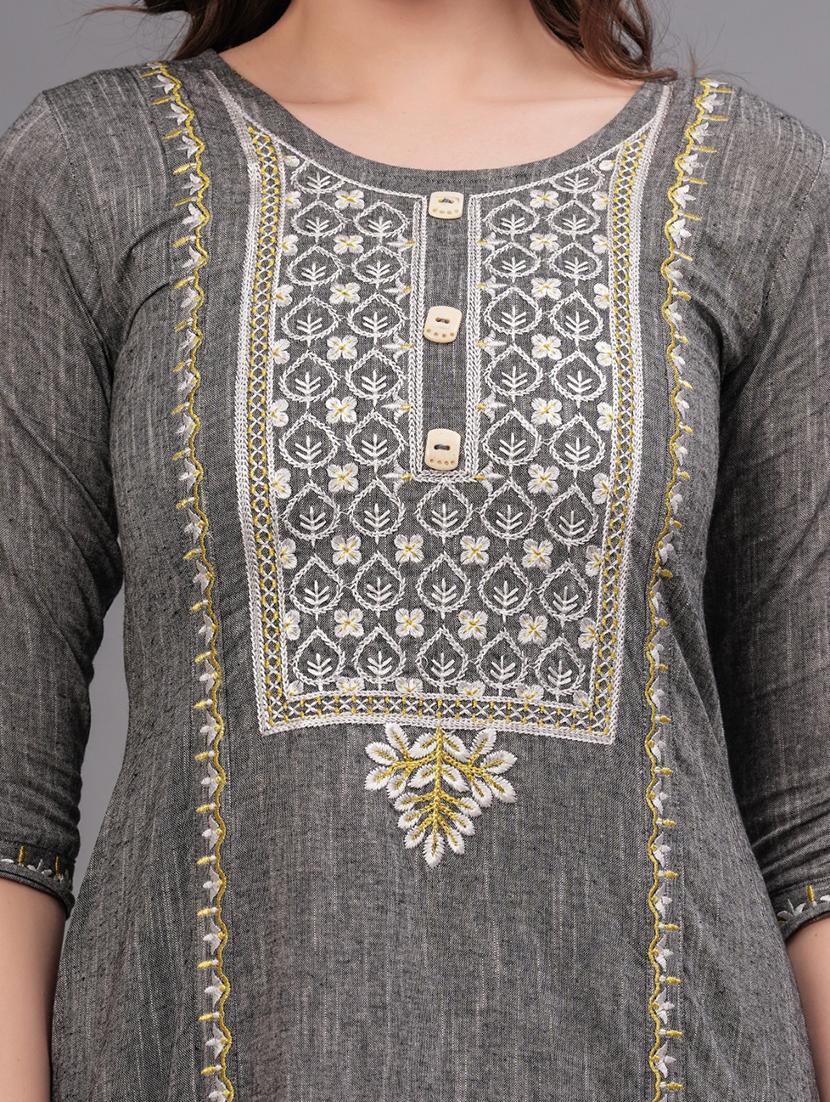 women embroidered round neck a-line kurta - 21669365 - Standard Image - 4