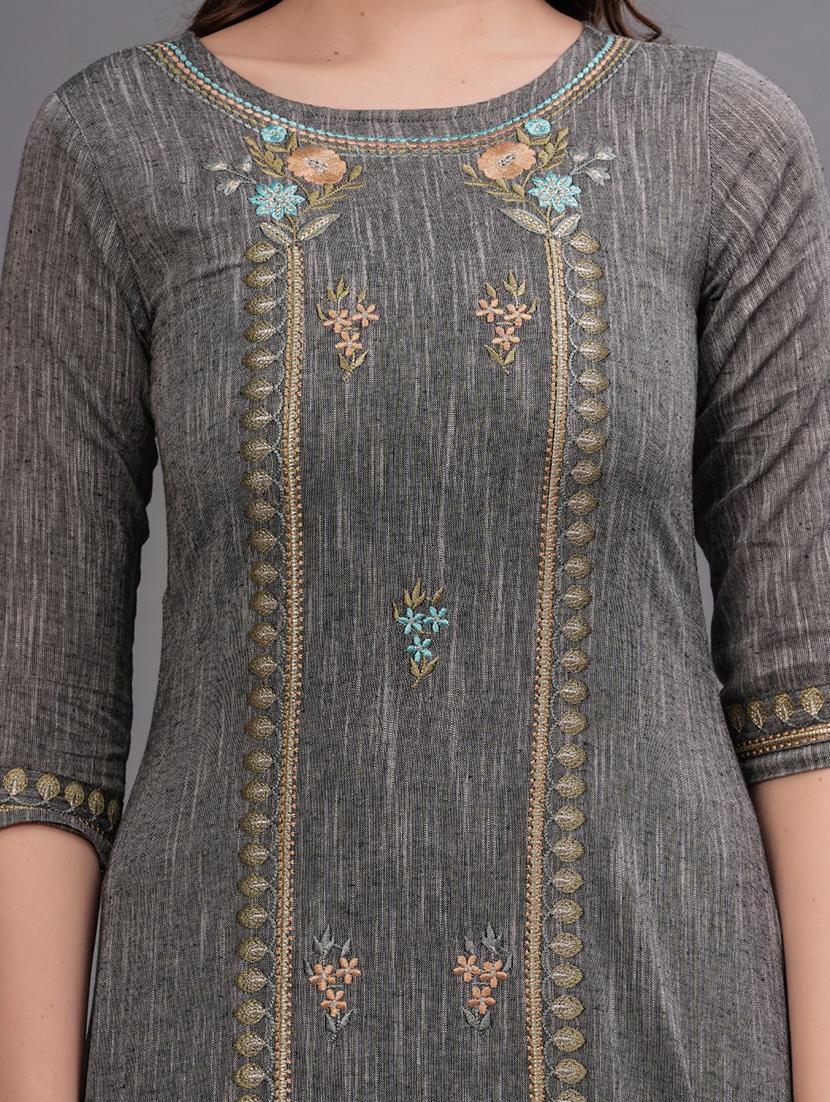 women embroidered round neck a-line kurta - 21669374 - Standard Image - 4