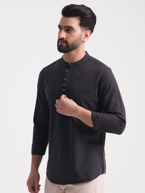 men mandarin neck solid short kurta - 21669393 - Standard Image - 0