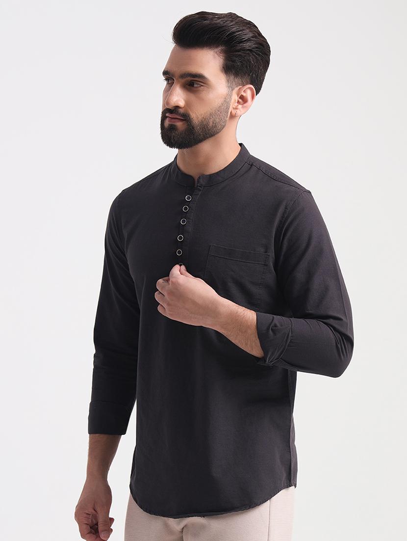 men mandarin neck solid short kurta - 21669393 - Zoom Image - 0