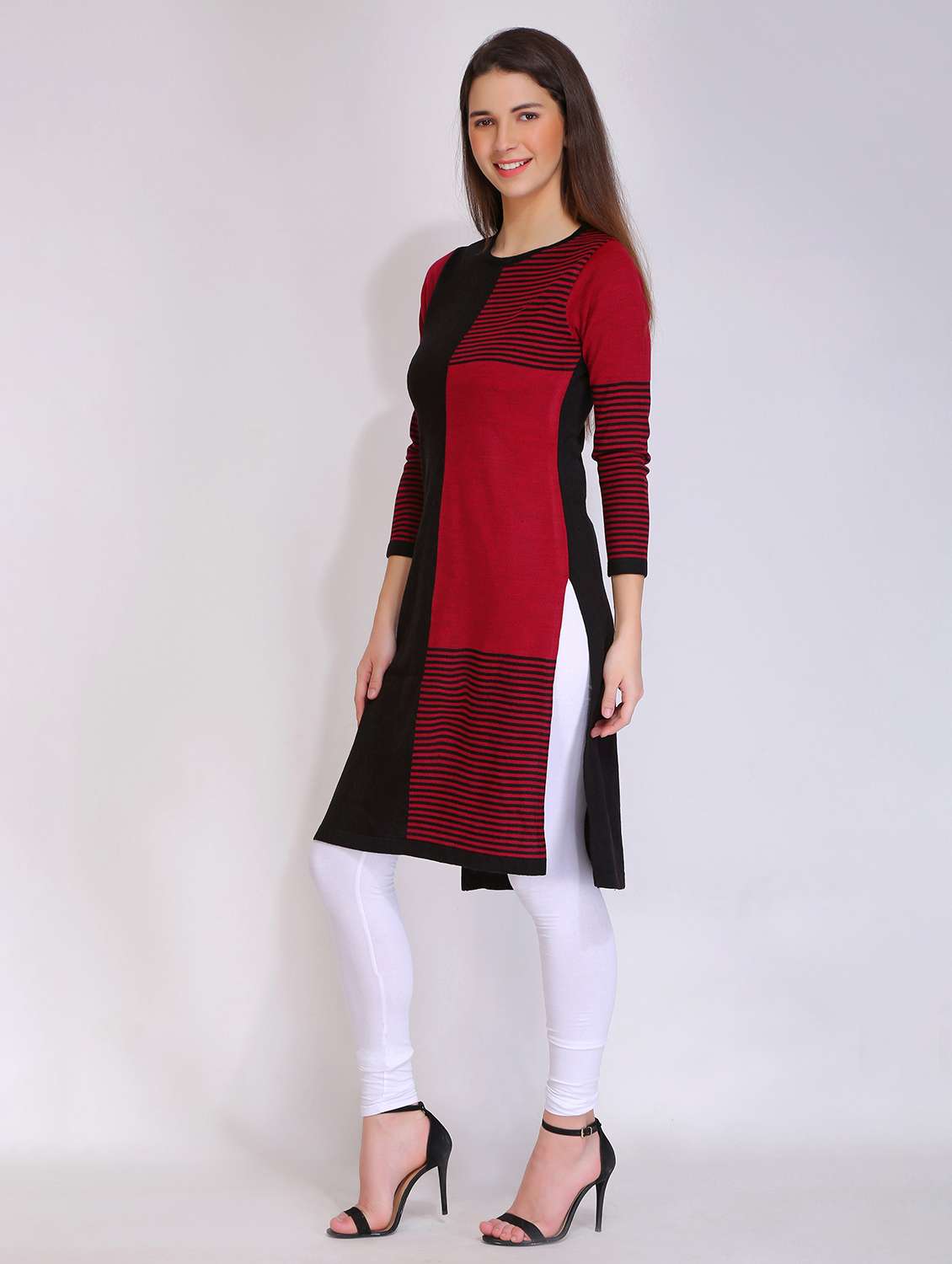 women acrylic round neck woolen kurta - 21669593 -  Standard Image - 1