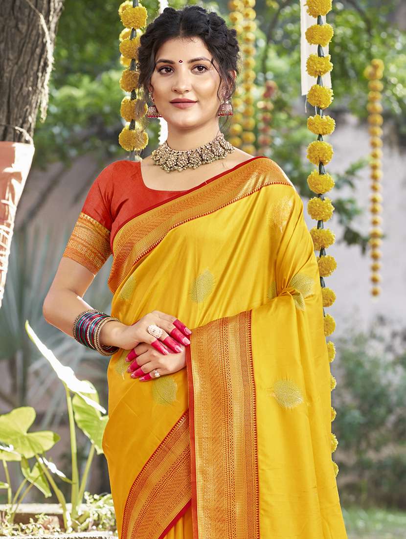 women self design banarasi saree with blouse - 21671086 -  Standard Image - 1
