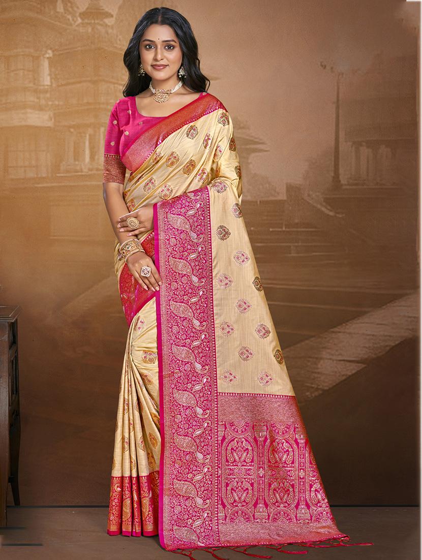 women self design bordered saree with blouse - 21671123 - Zoom Image - 0