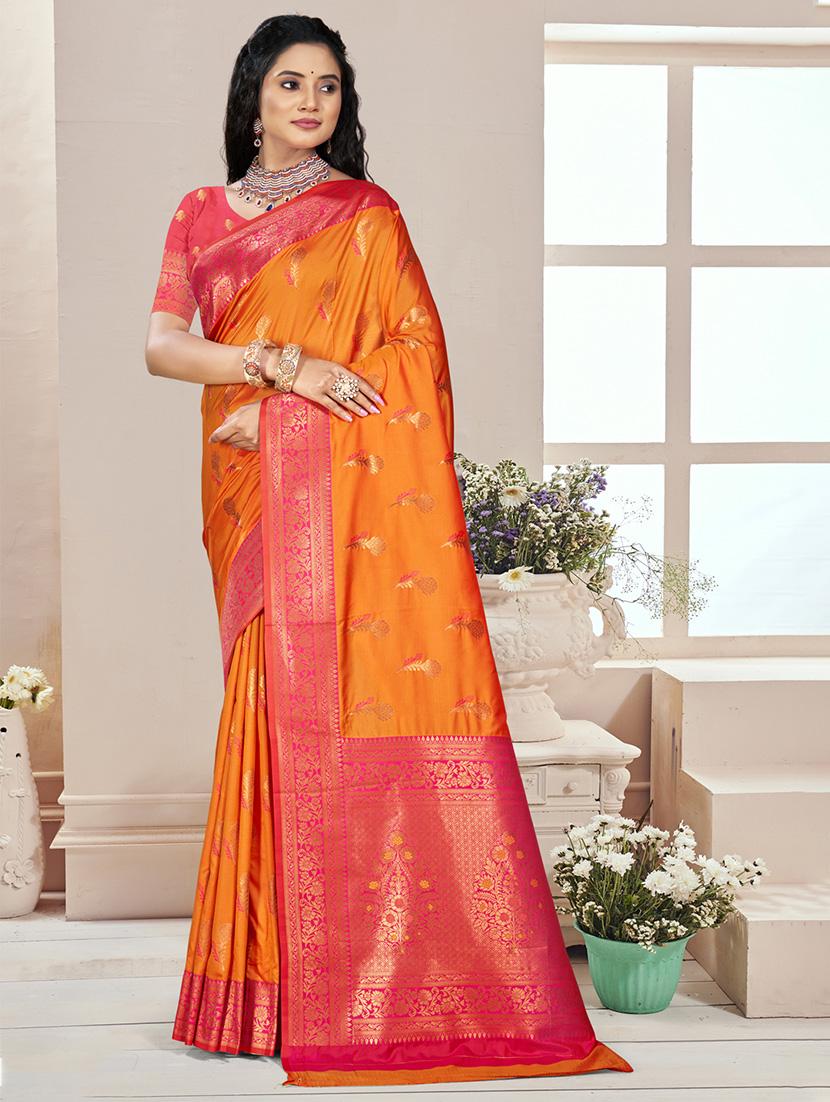 women self design bordered saree with blouse - 21671177 - Zoom Image - 0