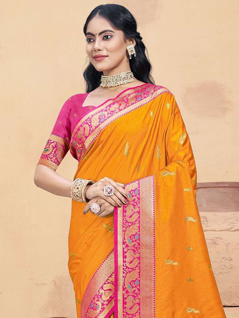 women self design bordered saree with blouse - 21671299 -  Standard Image - 1