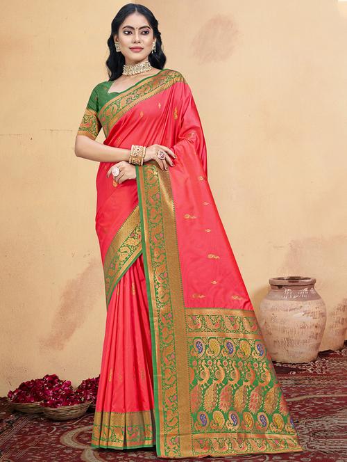 women self design bordered saree with blouse - 21671301 - Standard Image - 0