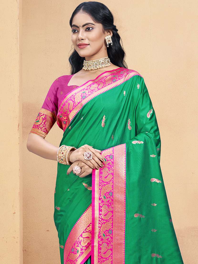 women self design bordered saree with blouse - 21671302 - Standard Image - 1