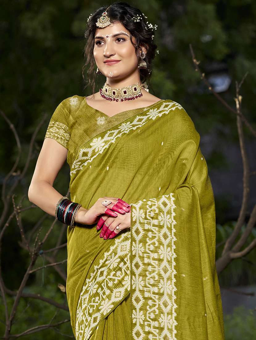 women self design tussar saree with blouse - 21671319 - Standard Image - 1
