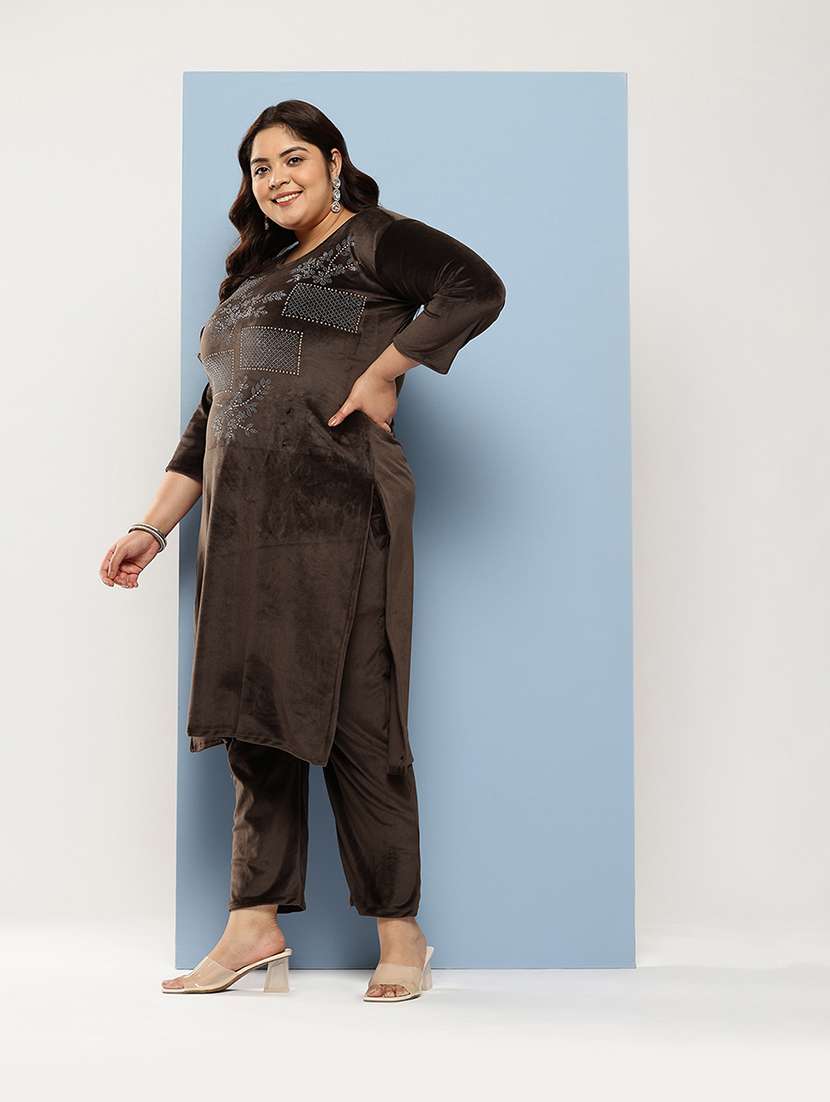 women plus size round neck kurta pant set with dupatta - 21673058 -  Standard Image - 1