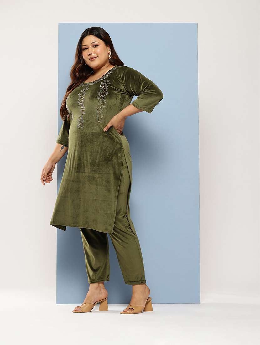 women plus size round neck kurta pant set with dupatta - 21673066 -  Standard Image - 1