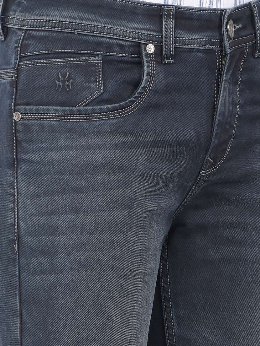 men washed mid rise jeans - 21673117 -  Standard Image - 6