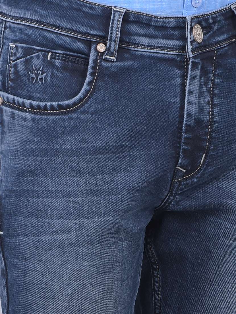 men washed mid rise jeans - 21673120 -  Standard Image - 6