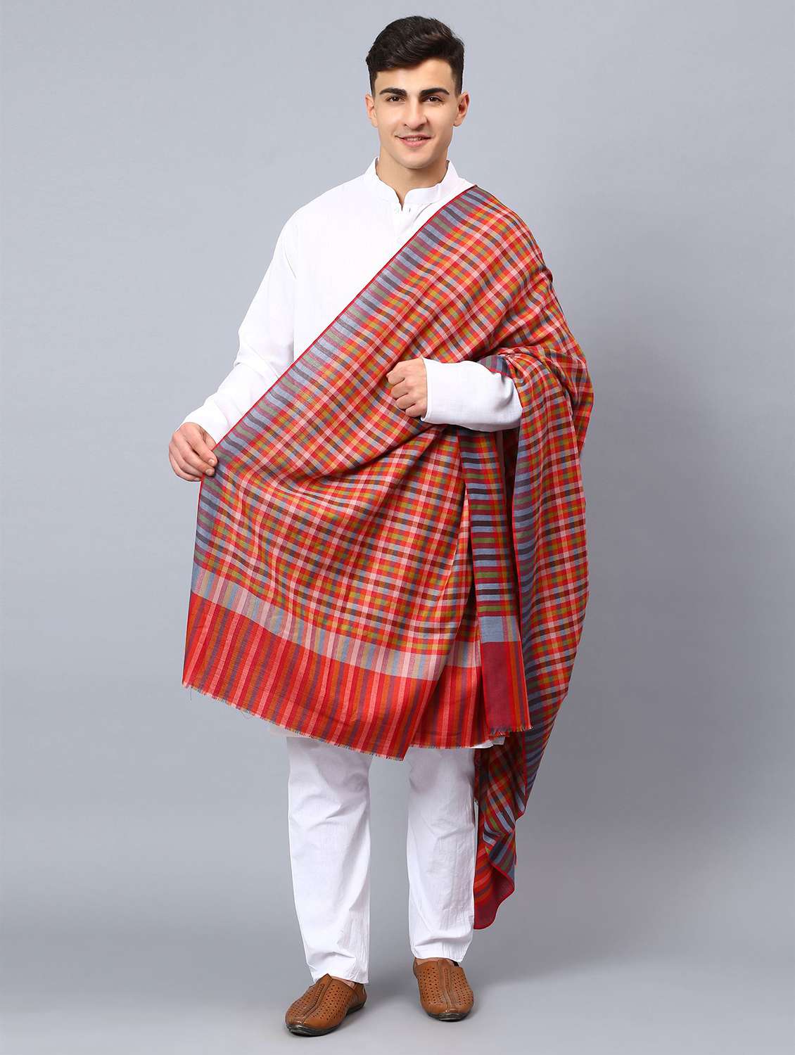 men elegant checkered shawl - 21673205 -  Standard Image - 1