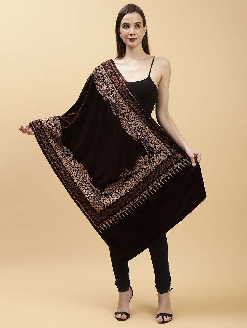 women embroidered velvet shawl