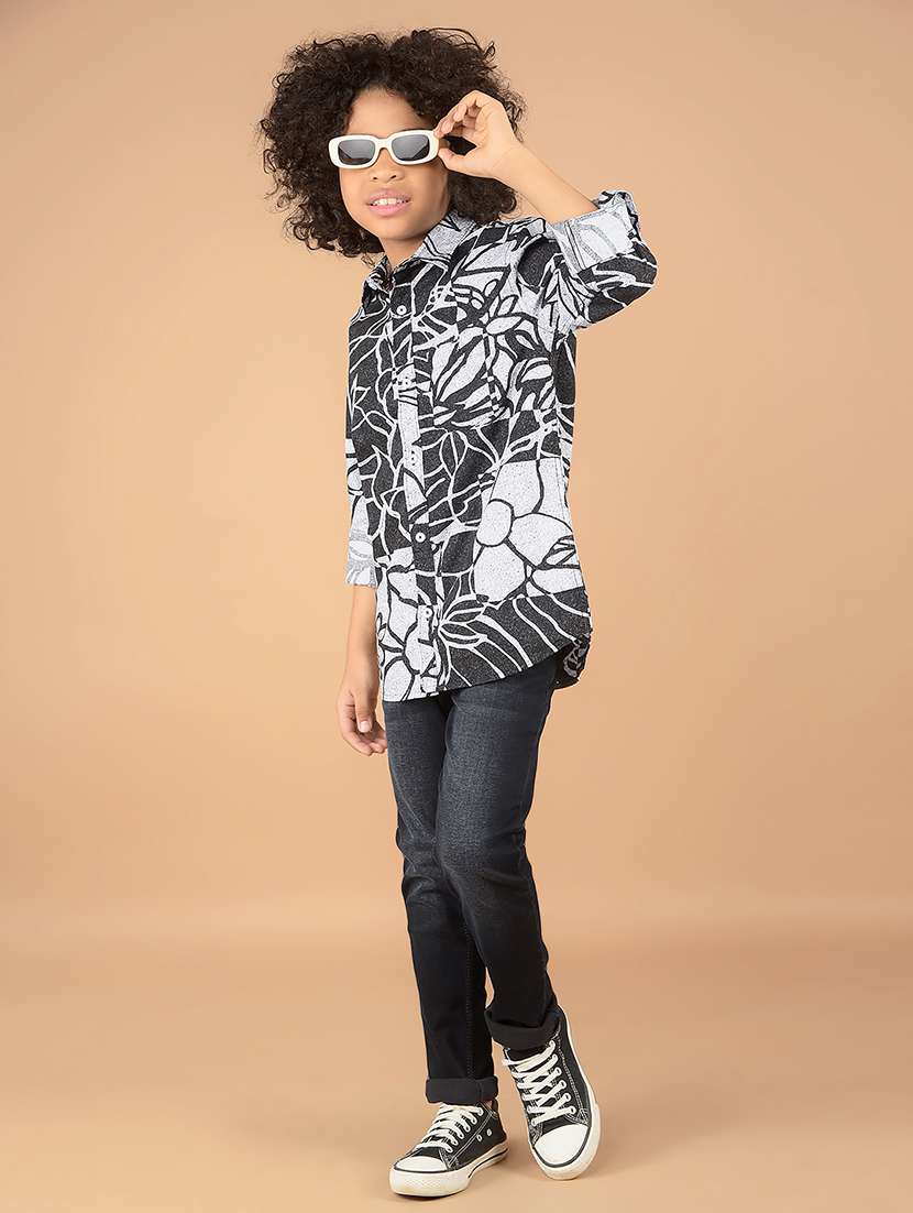 boys solid mid rise jeans - 21673294 -  Standard Image - 4