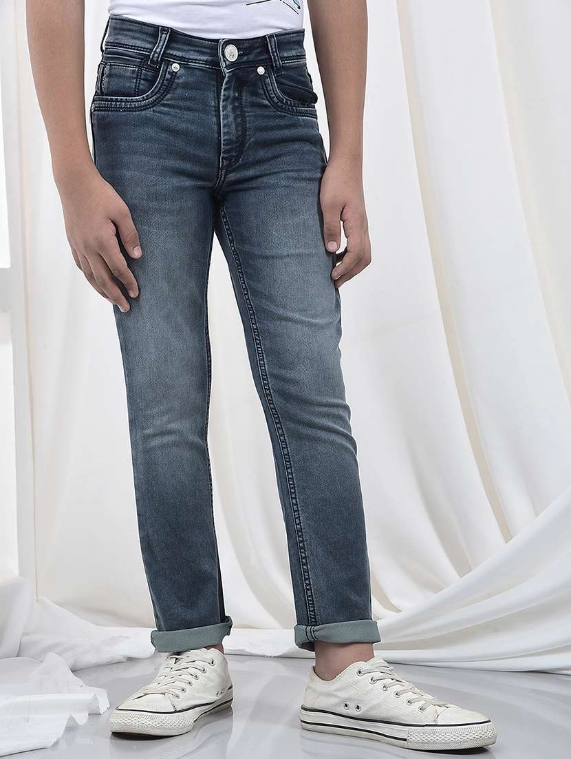 boys solid mid rise jeans