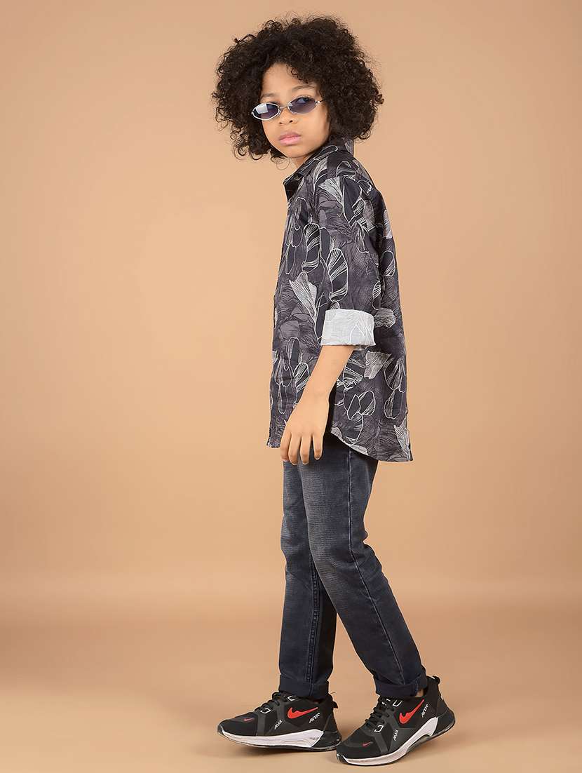 boys solid mid rise jeans - 21673311 -  Standard Image - 4