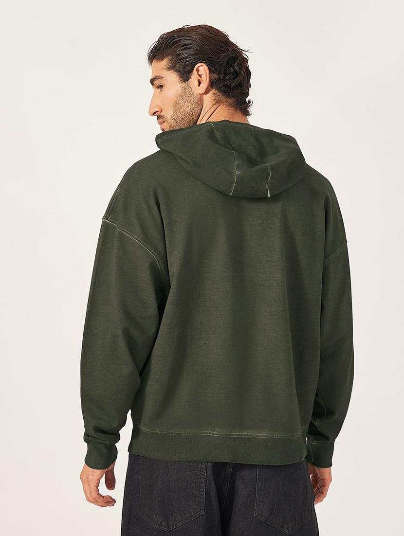 men long sleeve chest print sweatshirt - 21673716 -  Standard Image - 1