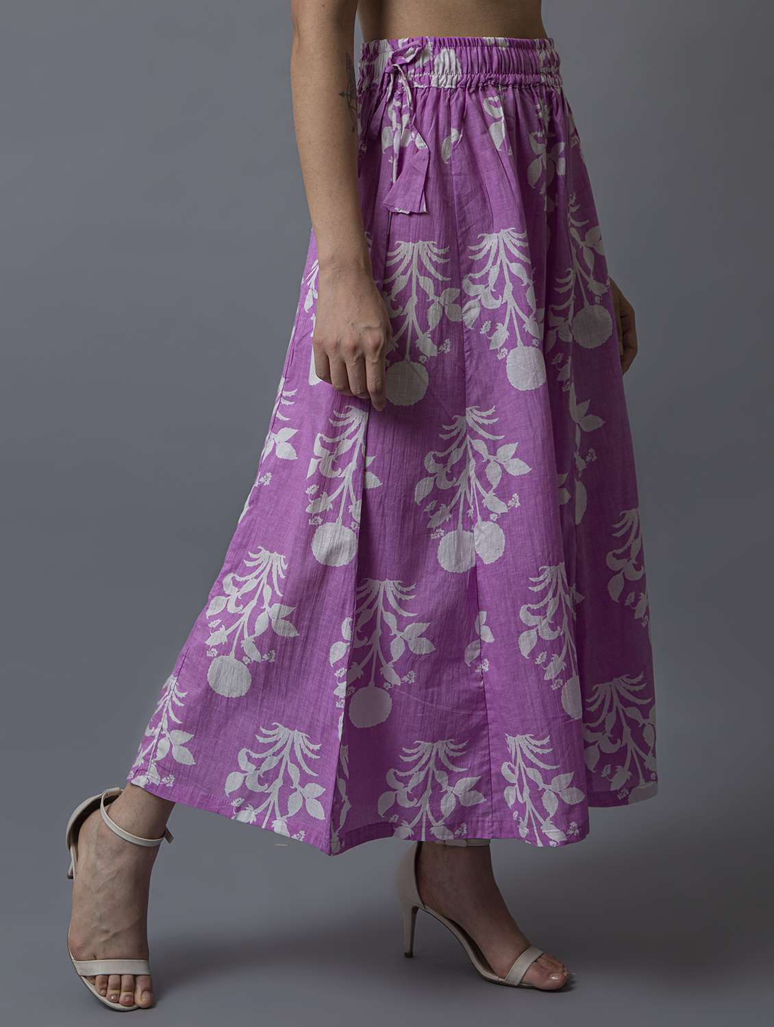 women floral printed flared palazzo  - 21674052 -  Standard Image - 1