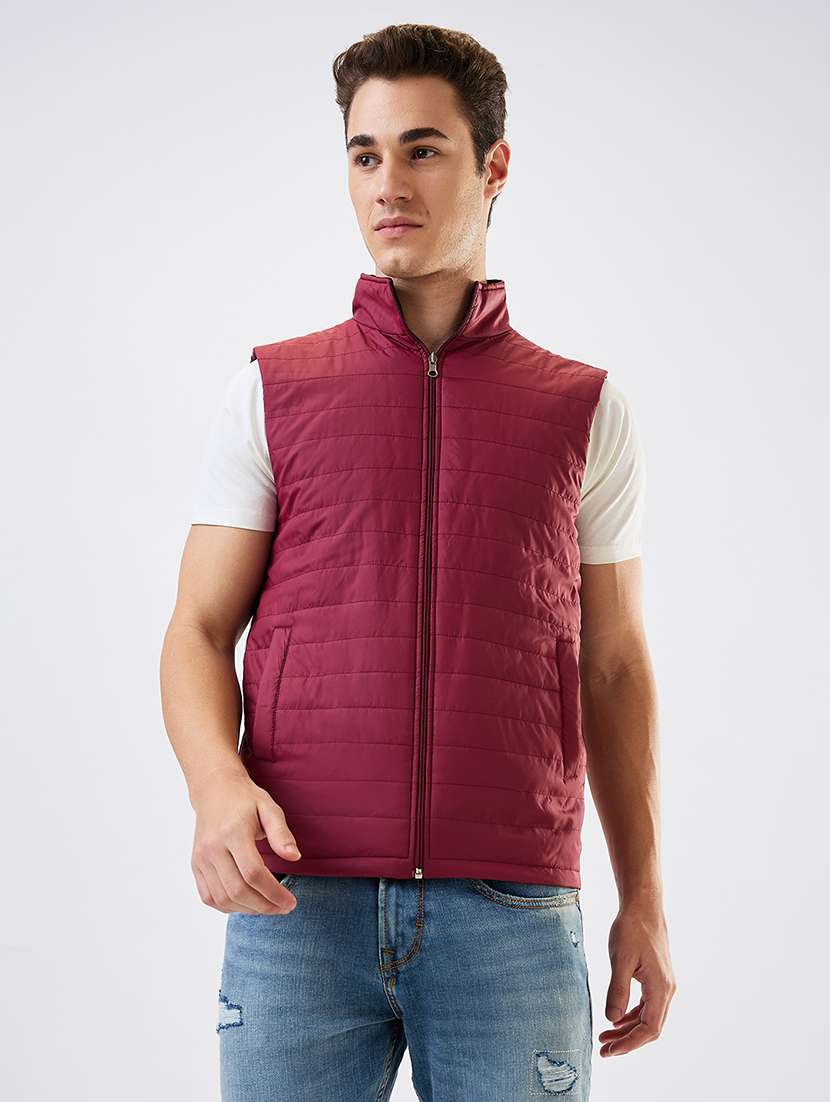 men sleeveless reversible puffer jacket