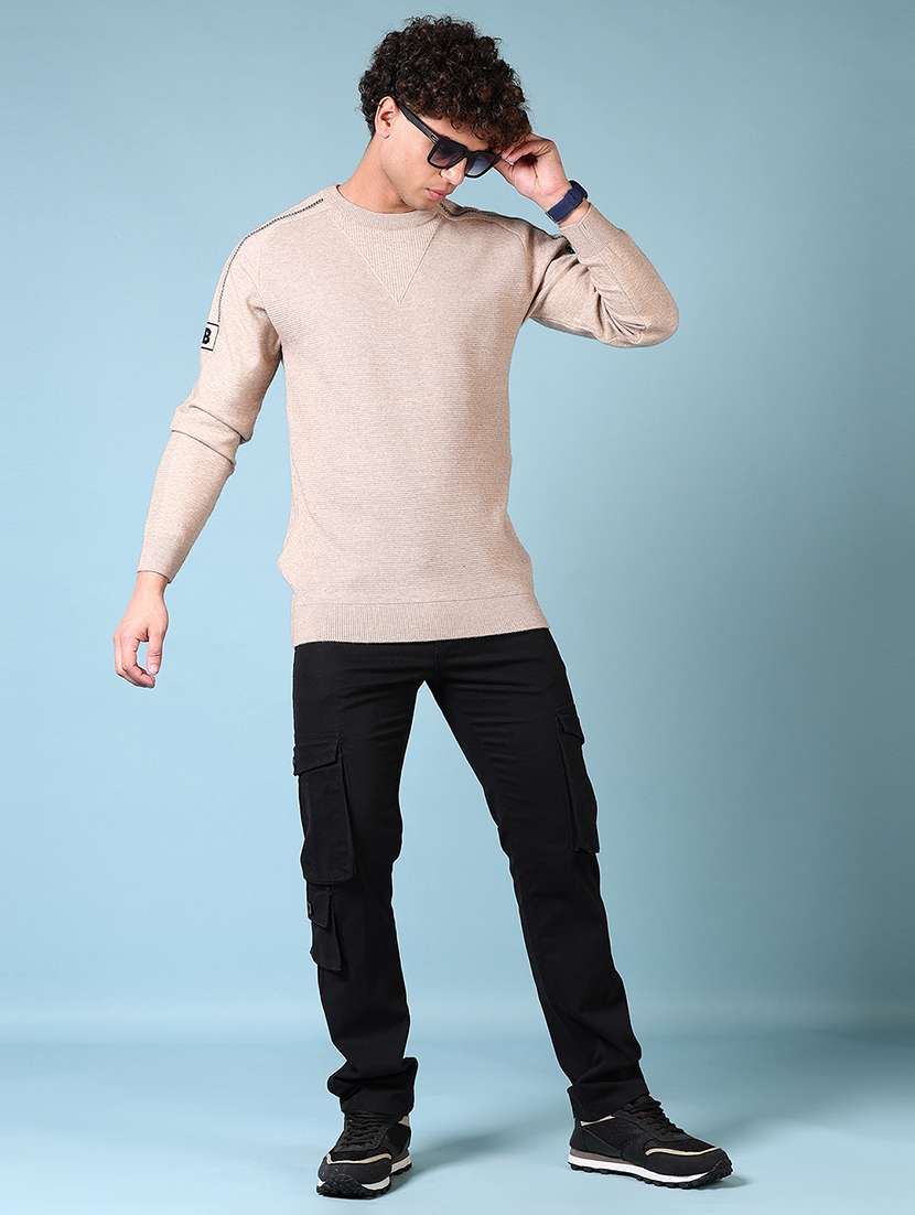 men solid mid rise regular fit cargo - 21674986 -  Standard Image - 4