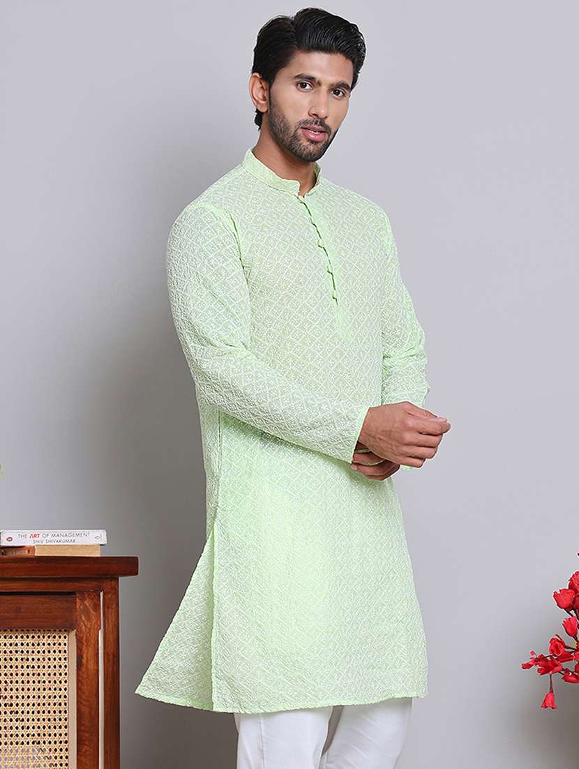 men embroidered mandarin neck long kurta