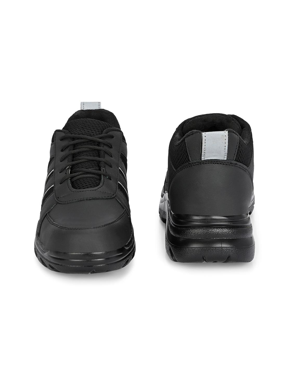 men lace up casual shoes - 21675232 - Standard Image - 4