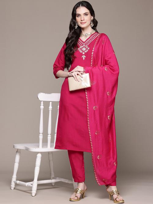 women three quarter sleeve kurta pant with dupatta set - 21675261 -  Standard Image - 0
