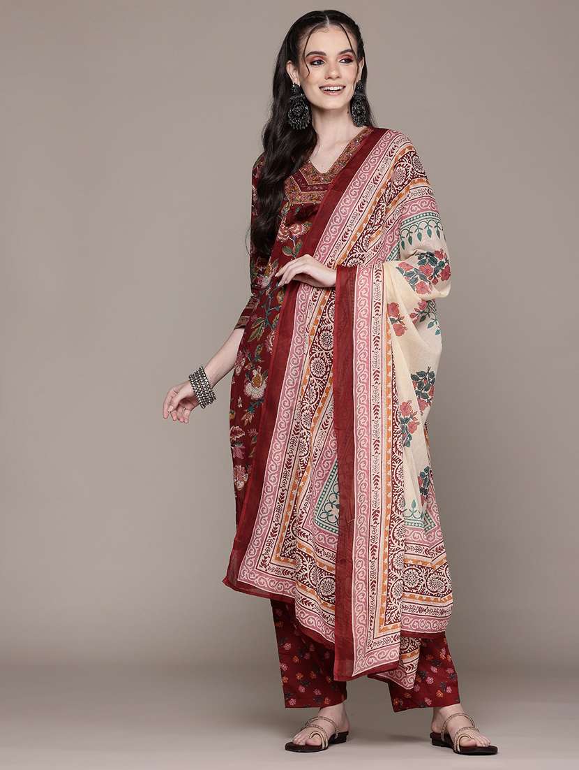 women three quarter sleeve kurta pant with dupatta set - 21675267 -  Standard Image - 1