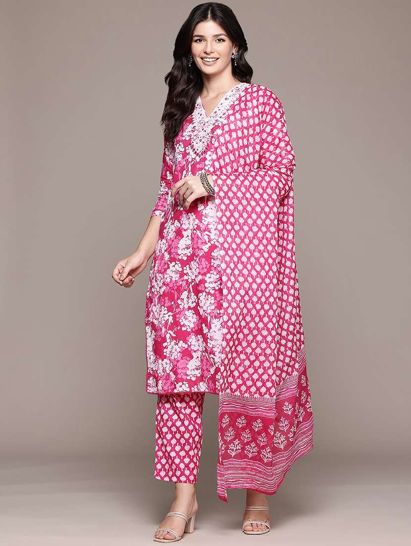 women three quarter sleeve kurta pant with dupatta set - 21675326 -  Standard Image - 4