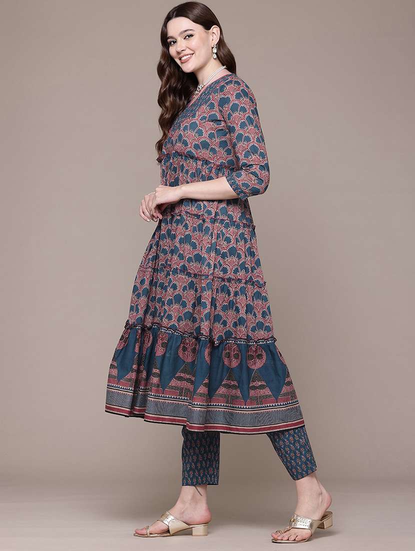 women three quarter sleeve kurta pant with dupatta set - 21675338 -  Standard Image - 1