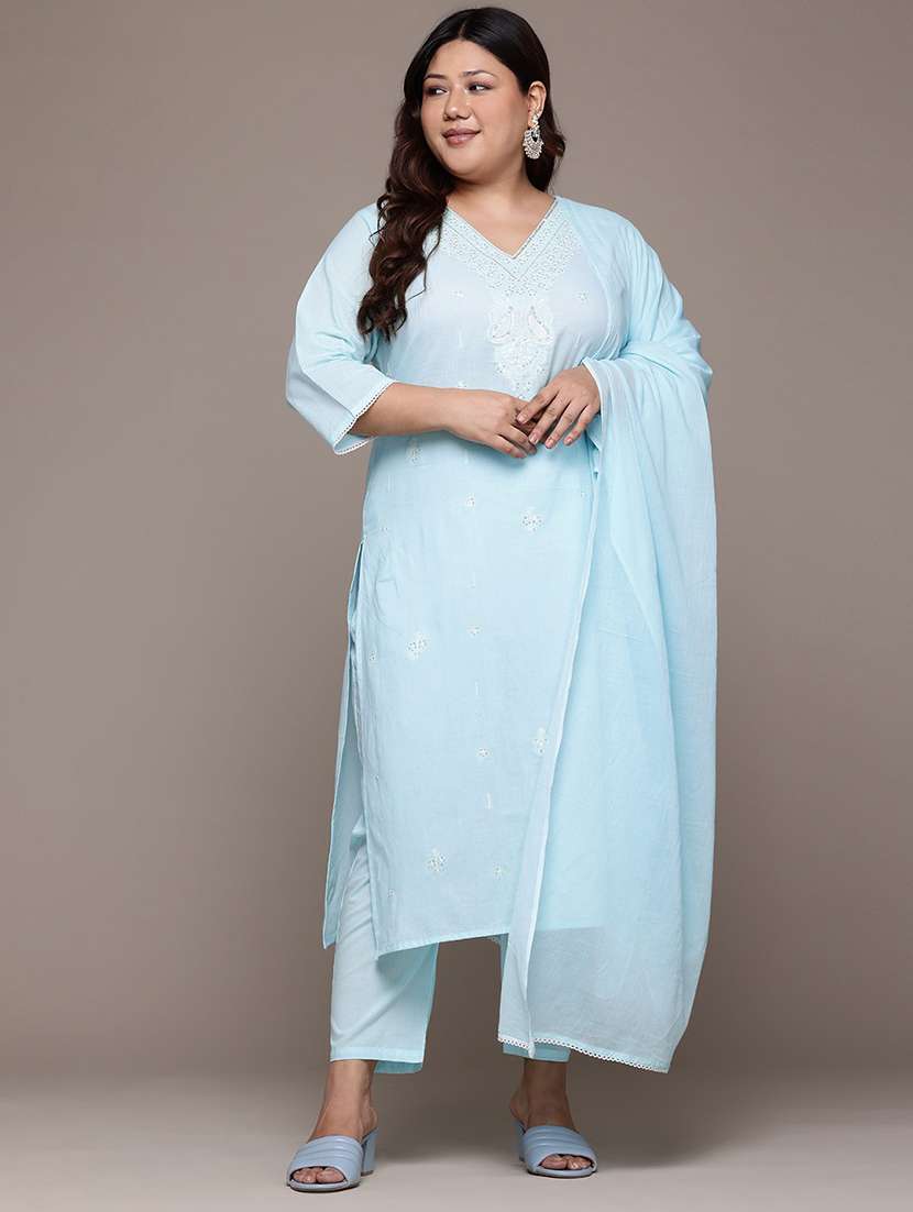 women plus size three quarter sleeve kurta pant with dupatta set - 21675355 -  Standard Image - 4