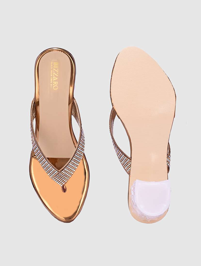 women embellished toe separator sandal - 21676010 -  Standard Image - 4