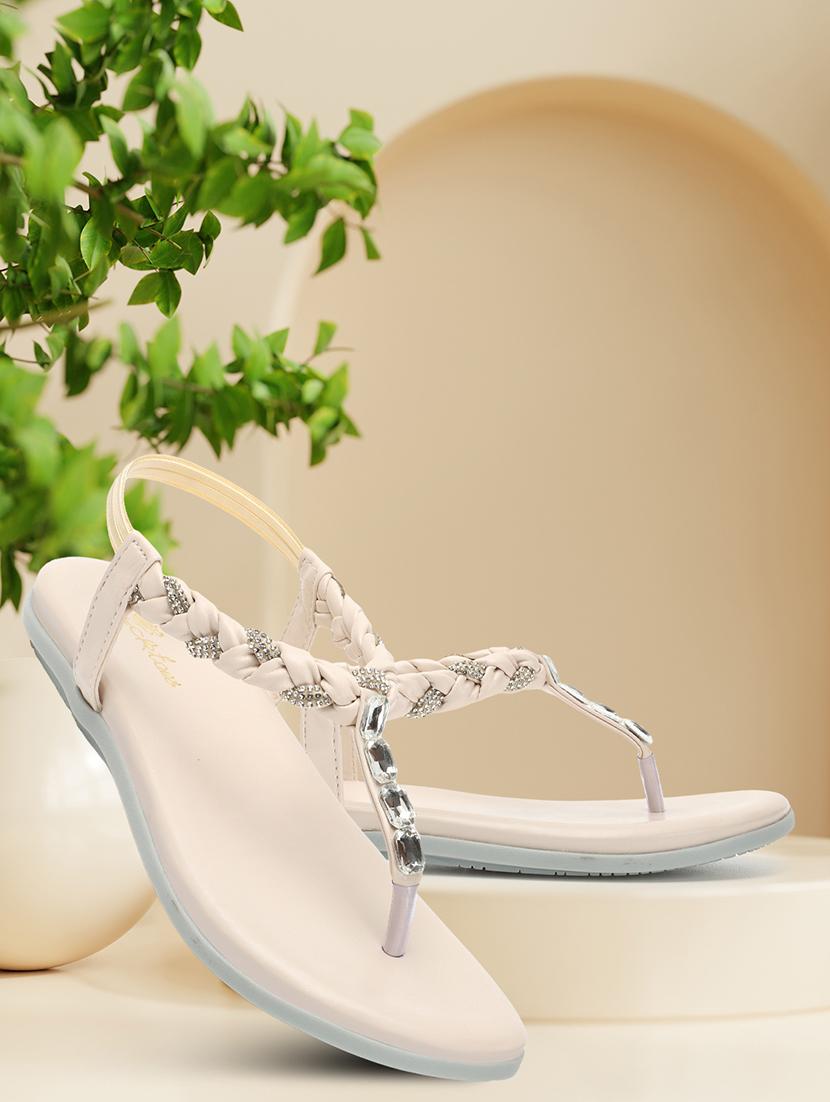 women solid back strap sandal - 21676607 - Zoom Image - 0