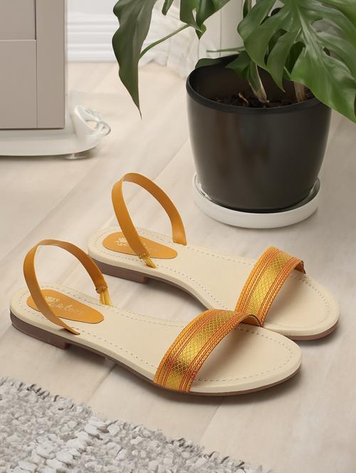 women self design back strap sandal - 21676646 - Standard Image - 0