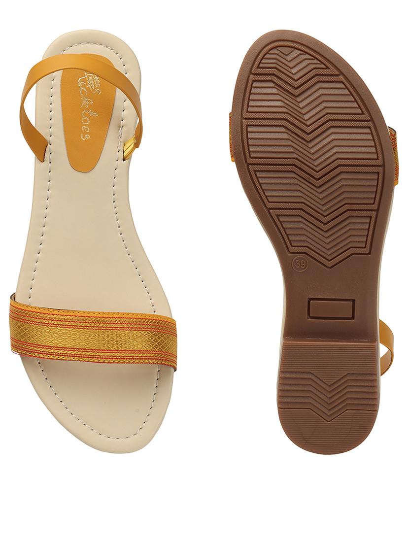 women self design back strap sandal - 21676646 -  Standard Image - 1